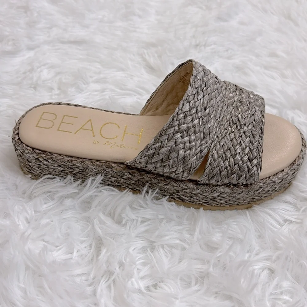 MATISSE Beach Layback Platform Sandal Vegan withcut out Slip on style Size 9M